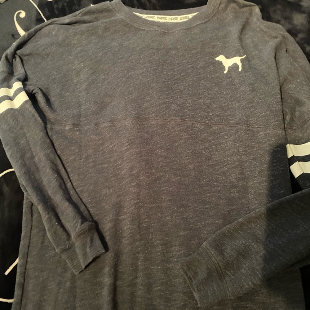 PINK Victoria’s Secret Long Sleeve